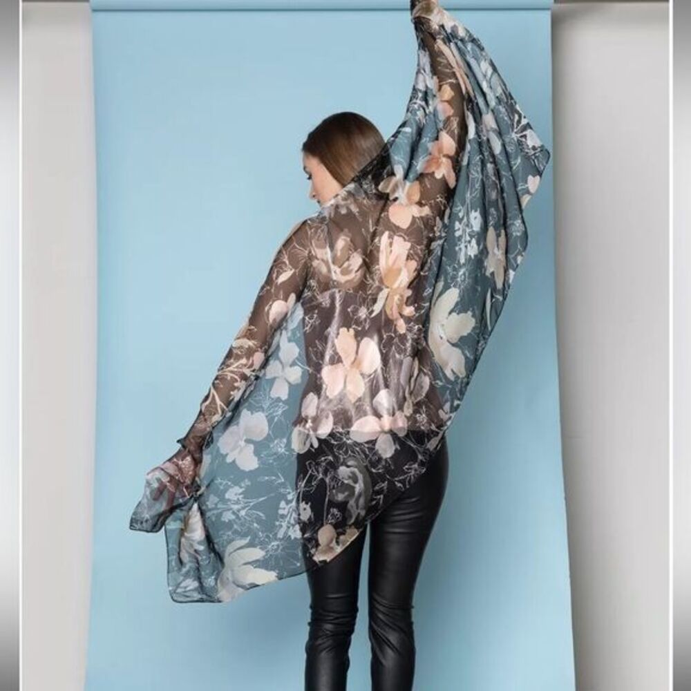 NEW INC International Concepts Watercolor Floral Scarf Ivory 25"x73"